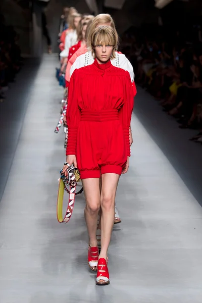 Look 47